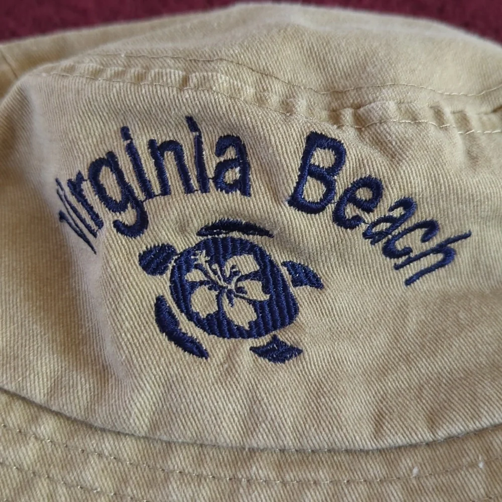 Virginia Beach Embroidered Bucket Hat New With Tags . Kids.